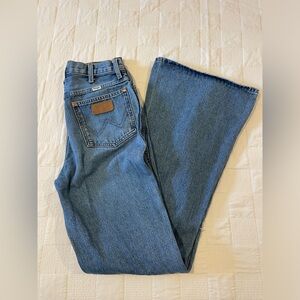 Women’s Wrangler Bootcut Jeans